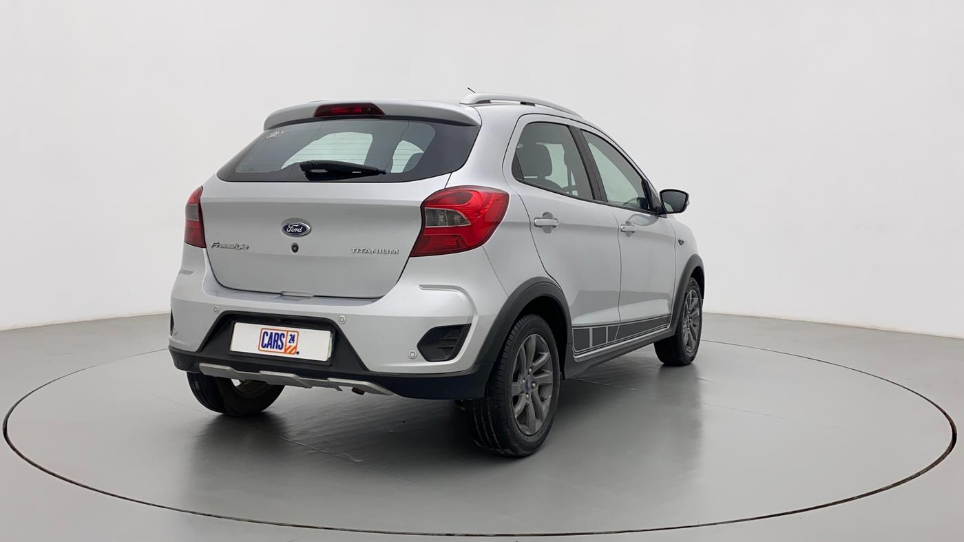 2018 Ford FREESTYLE TITANIUM 1.2 PETROL, Petrol, Manual, 32,375 km, Right Back Diagonal