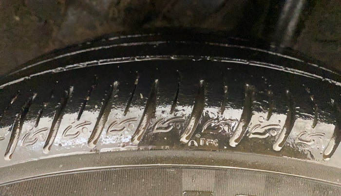 2020 Hyundai VENUE SX PLUS 1.0 TURBO DCT, Petrol, Automatic, 66,560 km, Left Rear Tyre Tread