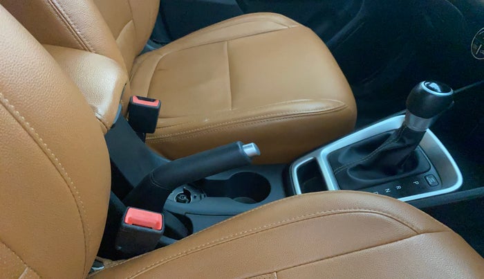 2020 Hyundai VENUE SX PLUS 1.0 TURBO DCT, Petrol, Automatic, 66,560 km, Gear Lever