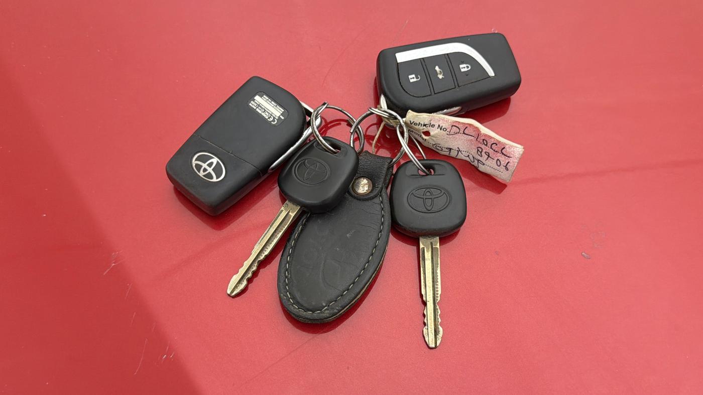 2018 Toyota YARIS J MT, Petrol, Manual, 69,932 km, Key Close Up
