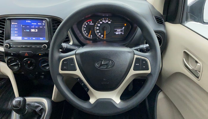 2018 Hyundai NEW SANTRO SPORTZ 1.1, Petrol, Manual, 15,643 km, Steering Wheel Close Up
