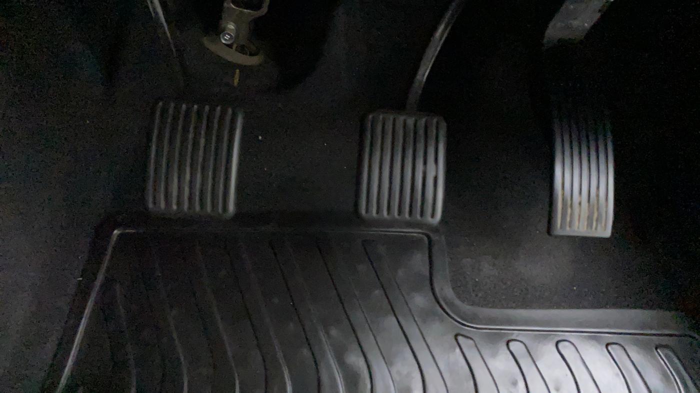 2018 Hyundai NEW SANTRO SPORTZ 1.1, Petrol, Manual, 15,643 km, Pedals