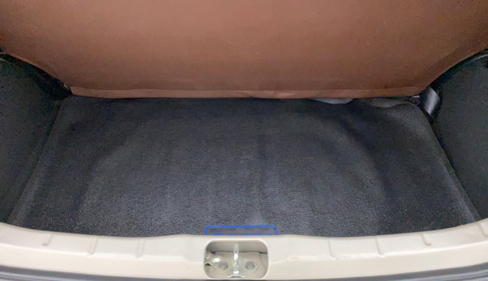 2018 Hyundai NEW SANTRO SPORTZ 1.1, Petrol, Manual, 15,643 km, Boot Inside View