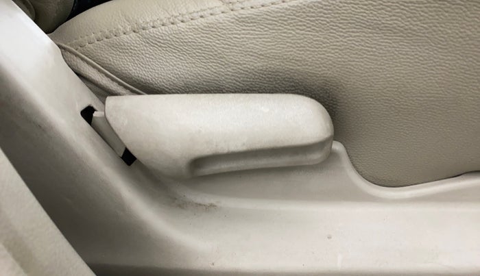 2020 Maruti Celerio ZXI, Petrol, Manual, 1,02,436 km, Driver Side Adjustment Panel