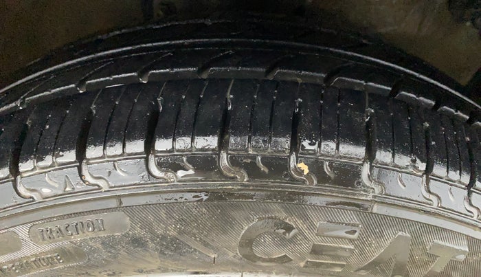 2020 Maruti Celerio ZXI, Petrol, Manual, 1,02,436 km, Right Front Tyre Tread