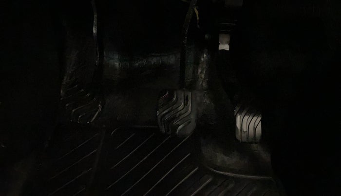 2023 Nissan MAGNITE Geza Edition CVT, Petrol, Automatic, 42,922 km, Pedals