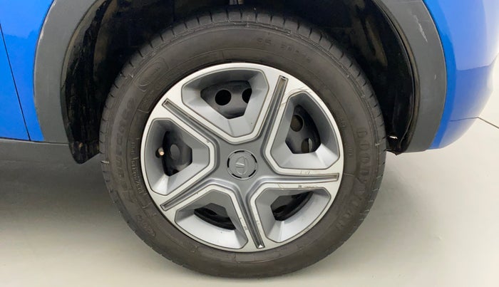 2018 Tata NEXON XM PETROL, Petrol, Manual, 28,931 km, Right Front Wheel