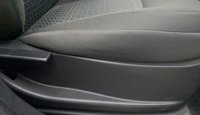 2018 Tata NEXON XM PETROL, Petrol, Manual, 28,931 km, Driver Side Adjustment Panel