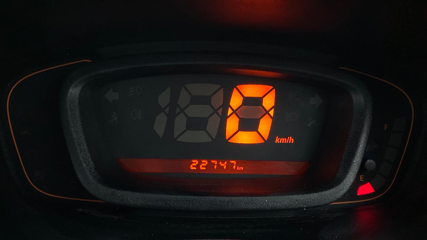 2016 Renault Kwid RXL, Petrol, Manual, 22,747 km, Odometer Image