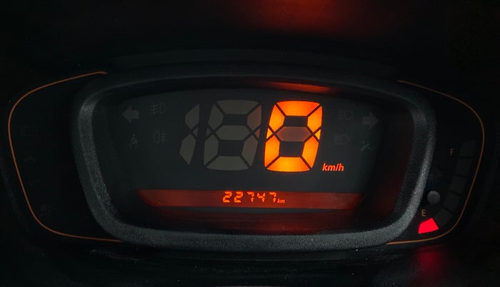 2016 Renault Kwid RXL, Petrol, Manual, 22,747 km, Odometer Image