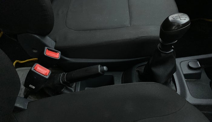 2016 Renault Kwid RXL, Petrol, Manual, 22,747 km, Gear Lever