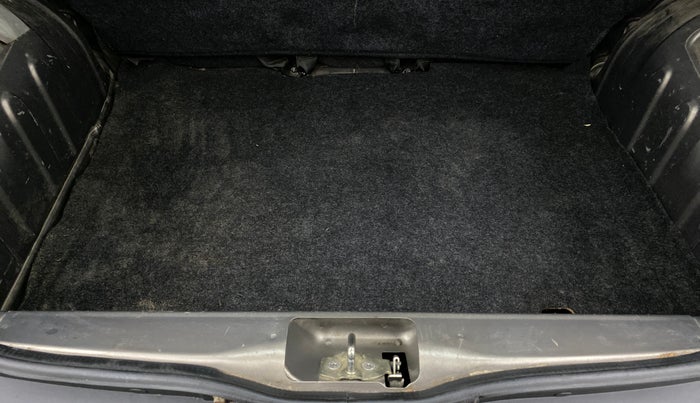 2016 Renault Kwid RXL, Petrol, Manual, 22,747 km, Boot Inside