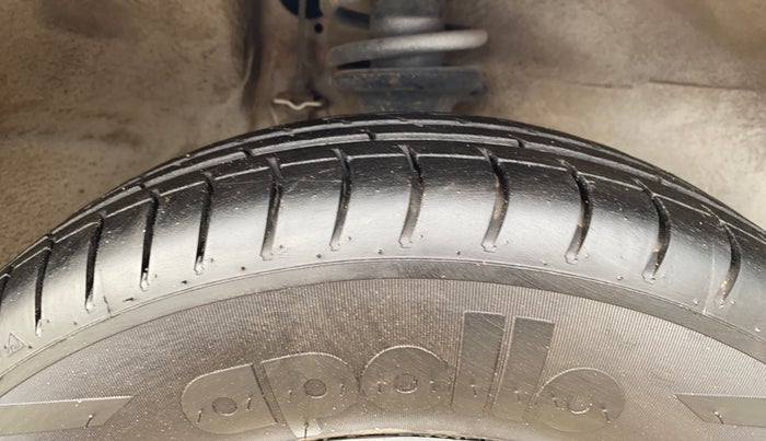 2016 Maruti Alto 800 LXI, Petrol, Manual, 54,196 km, Right Front Tyre Tread