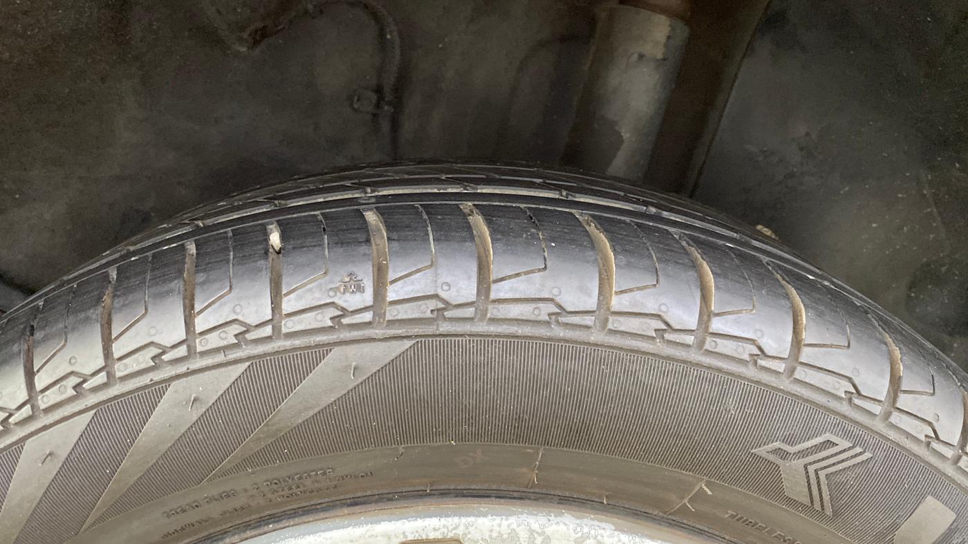 2021 Tata ALTROZ XT PETROL, Petrol, Manual, 51,137 km, Left Rear Tyre Tread