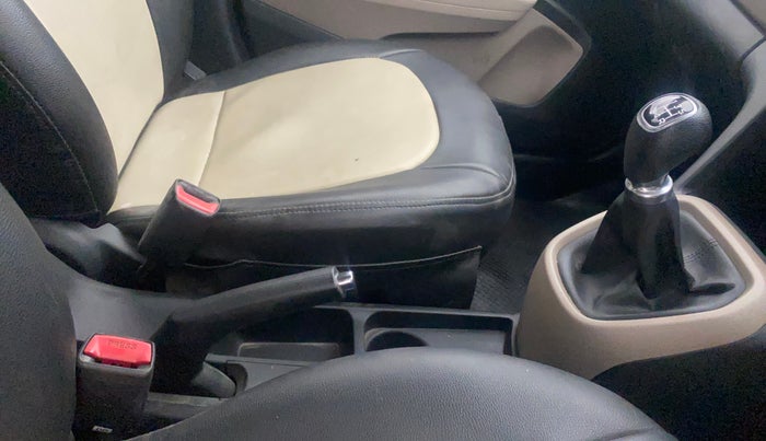 2015 Hyundai Grand i10 ASTA (O) 1.2 KAPPA VTVT, Petrol, Manual, 46,828 km, Gear Lever