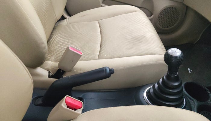 2015 Honda Amaze 1.2L I-VTEC SX, Petrol, Manual, 51,423 km, Gear Lever