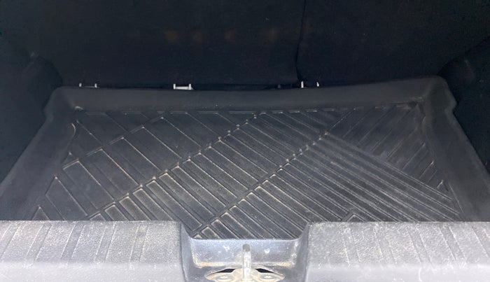 2019 Toyota Glanza V CVT, Petrol, Automatic, 39,014 km, Boot Inside