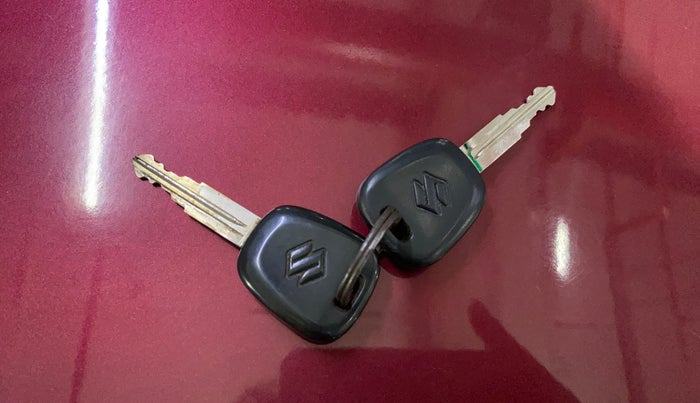 2017 Maruti Alto K10 VXI, Petrol, Manual, 15,041 km, Key Close Up