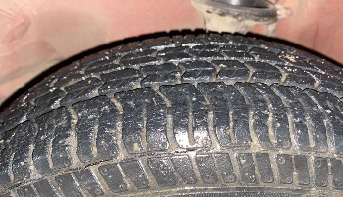 2017 Maruti Alto K10 VXI, Petrol, Manual, 15,041 km, Left Front Tyre Tread