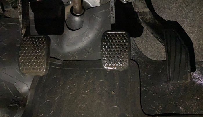 2017 Maruti Alto K10 VXI, Petrol, Manual, 15,041 km, Pedals