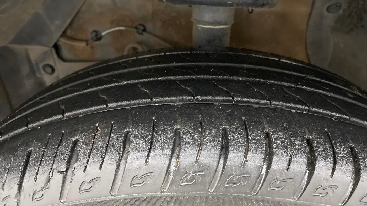 2021 Toyota URBAN CRUISER PREMIUM GRADE MT, Petrol, Manual, 38,592 km, Left Front Tyre Tread