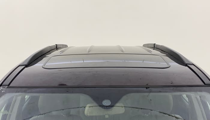 2017 Mahindra XUV500 W10, Diesel, Manual, 72,010 km, Moonroof/ Sunroof