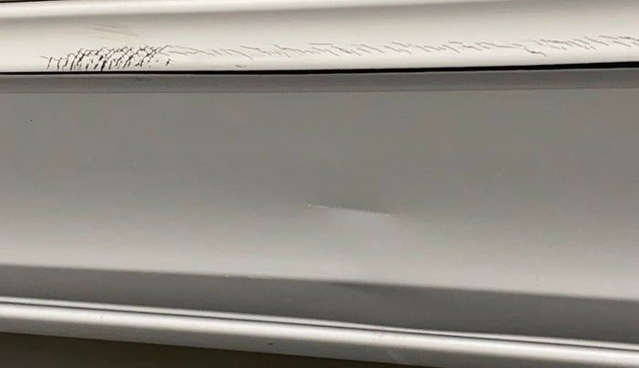 2010 Honda Accord 2.4L I-VTEC AT, Petrol, Automatic, 67,659 km, Front passenger door - Slightly dented