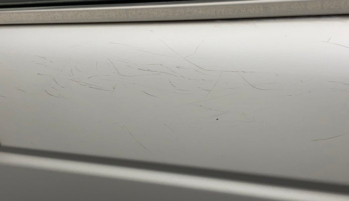 2010 Honda Accord 2.4L I-VTEC AT, Petrol, Automatic, 67,659 km, Right rear door - Minor scratches