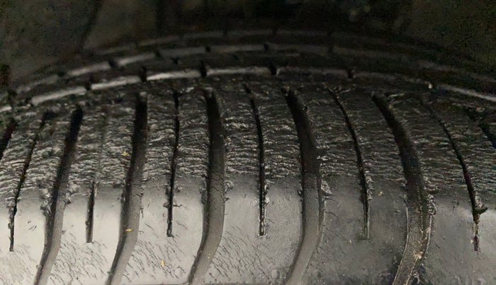 2010 Honda Accord 2.4L I-VTEC AT, Petrol, Automatic, 67,659 km, Left Front Tyre Tread