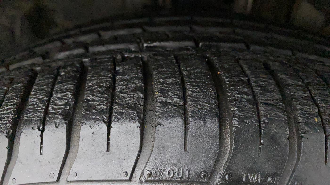 2010 Honda Accord 2.4L I-VTEC AT, Petrol, Automatic, 67,659 km, Right Front Tyre Tread