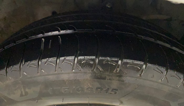 2015 Honda City 1.5L I-VTEC VX (O) MT, Petrol, Manual, 69,943 km, Right Front Tyre Tread