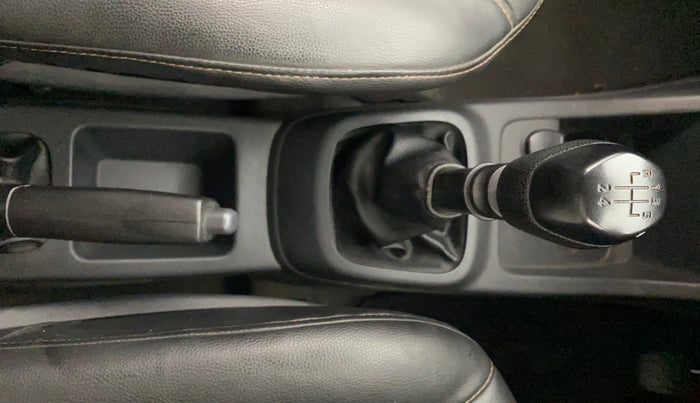 2016 Renault Kwid RXL, Petrol, Manual, 27,353 km, Gear Lever