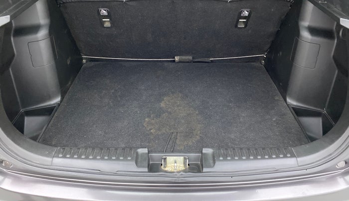2018 Maruti Vitara Brezza VDI, Diesel, Manual, 72,660 km, Boot Inside