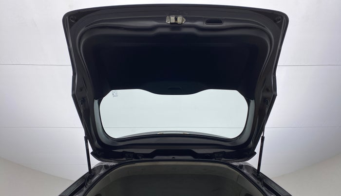 2018 Maruti Vitara Brezza VDI, Diesel, Manual, 72,660 km, Boot Door Open