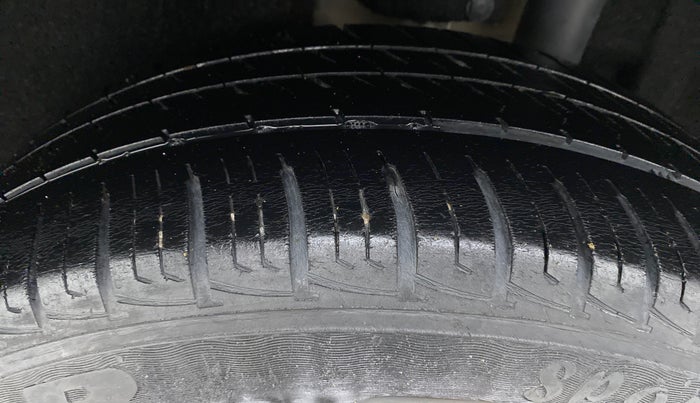 2018 Maruti Vitara Brezza VDI, Diesel, Manual, 72,660 km, Left Rear Tyre Tread