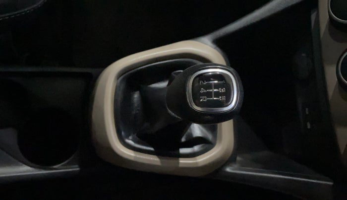 2014 Hyundai Grand i10 SPORTZ 1.2 KAPPA VTVT, Petrol, Manual, 64,085 km, Gear Lever