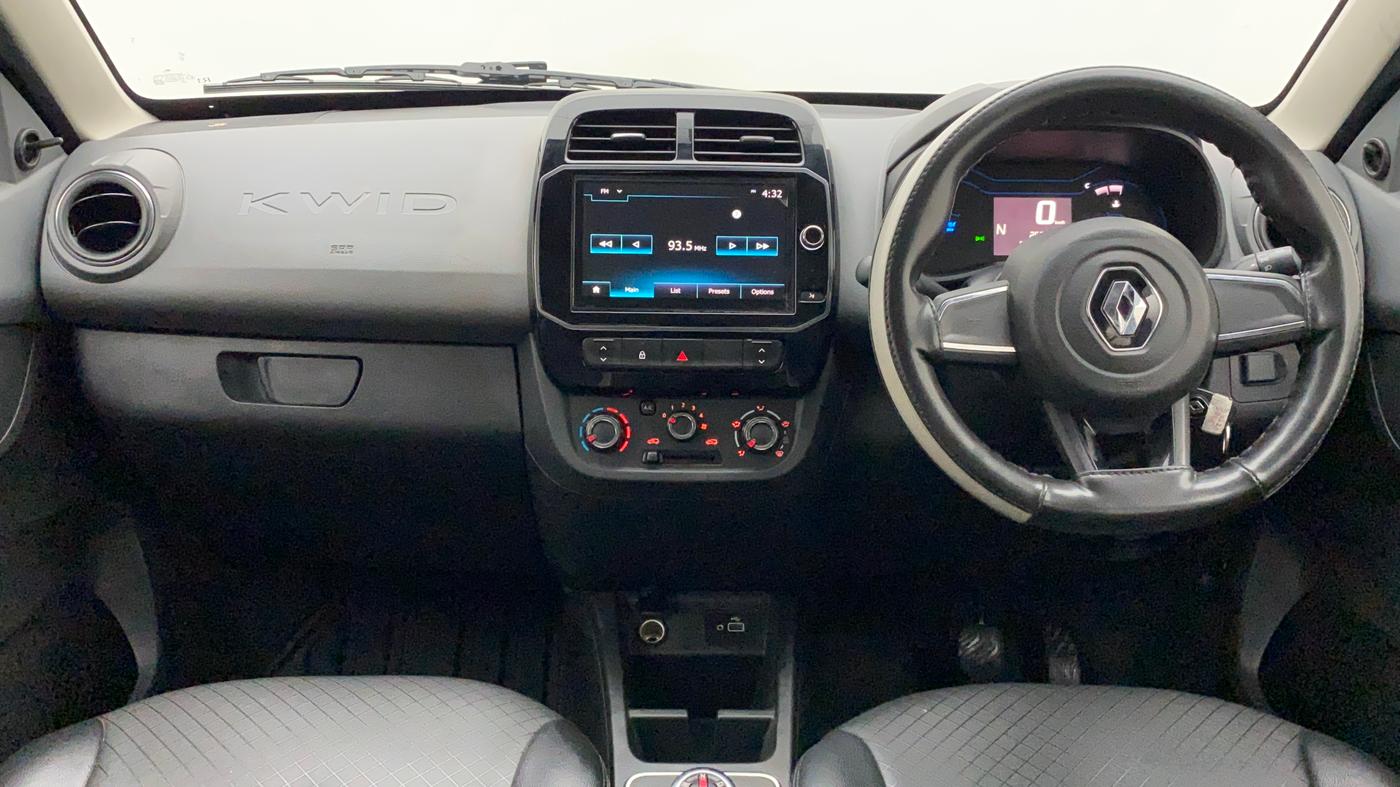 2020 Renault Kwid RXT 1.0 AMT (O), Petrol, Automatic, 26,255 km, Dashboard