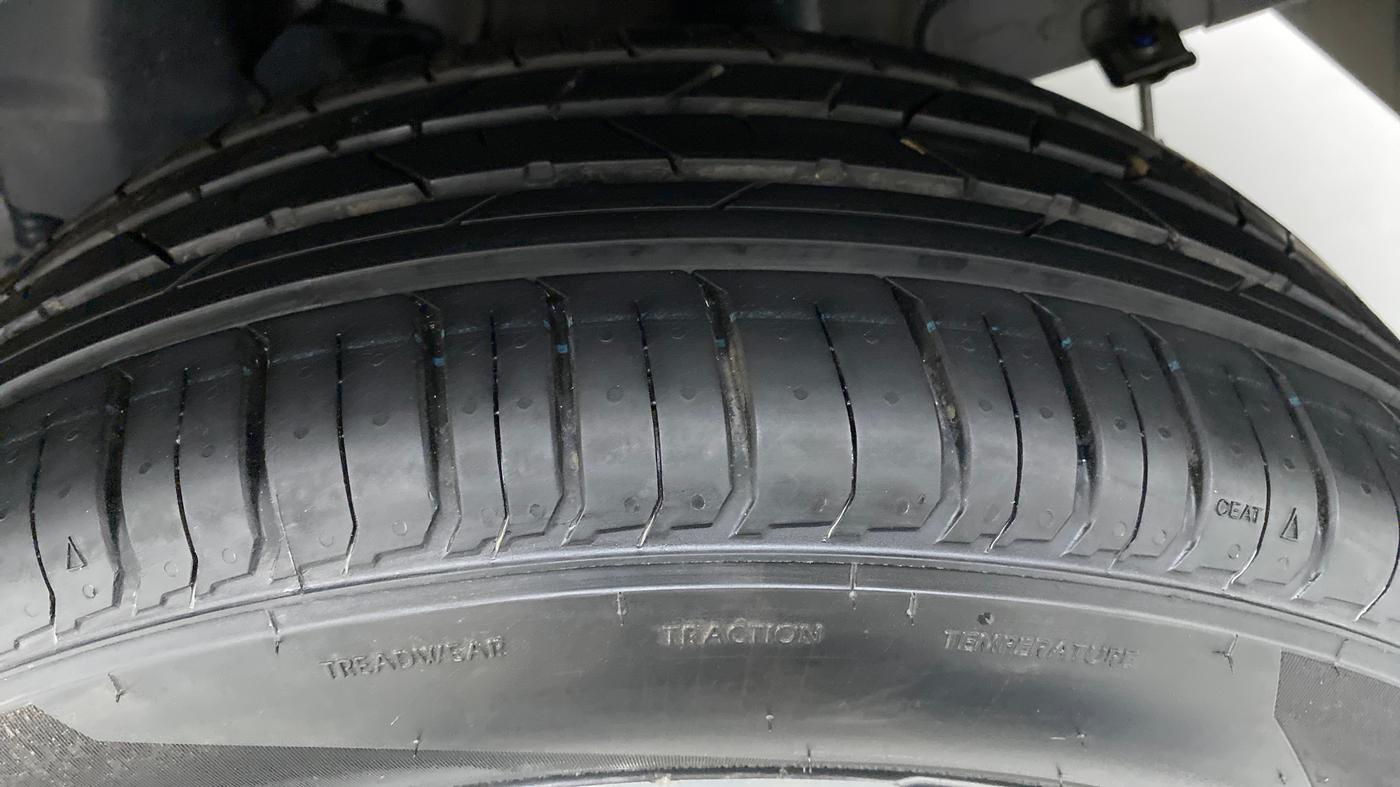 2019 Hyundai VENUE 1.0L Turbo GDI SX MT, Petrol, Manual, 18,852 km, Left Rear Tyre Tread