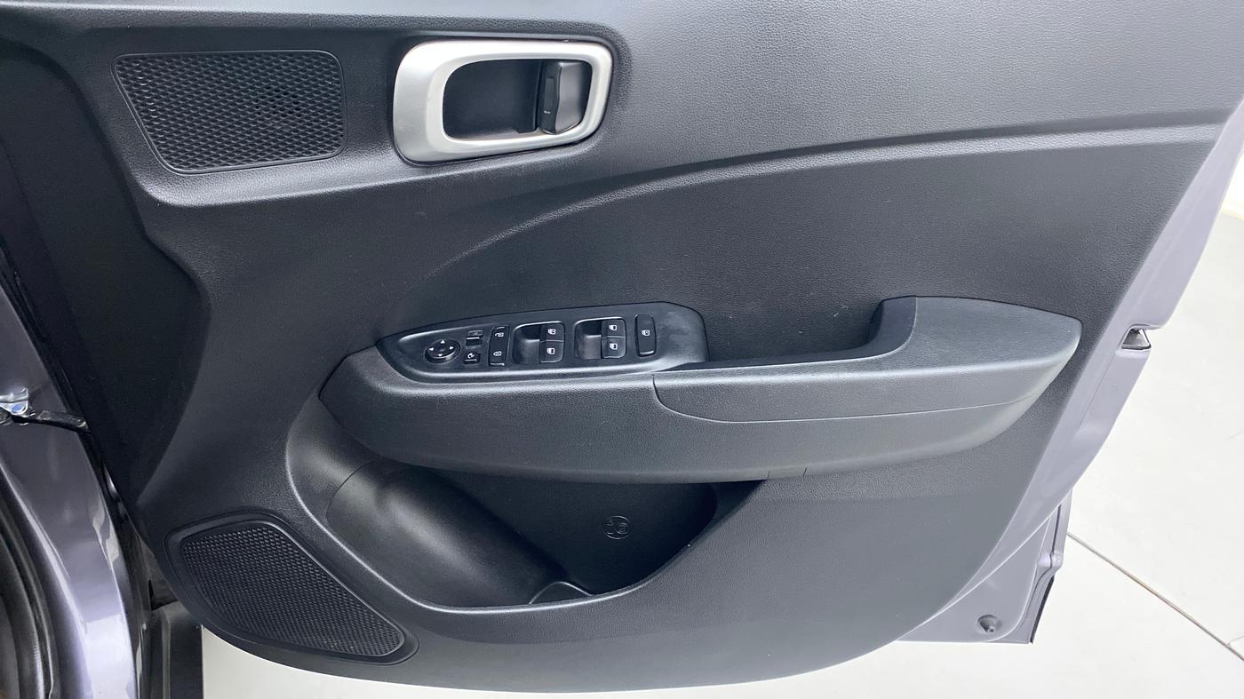 2019 Hyundai VENUE 1.0L Turbo GDI SX MT, Petrol, Manual, 18,852 km, Driver Side Door Panels Control