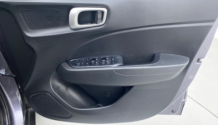 2019 Hyundai VENUE 1.0L Turbo GDI SX MT, Petrol, Manual, 18,852 km, Driver Side Door Panels Control
