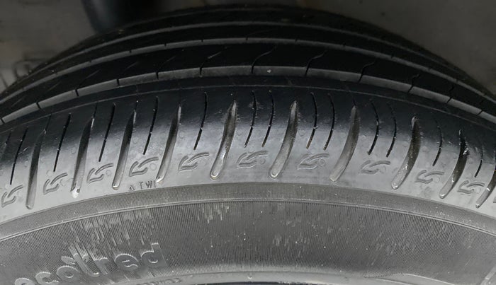 2019 Hyundai VENUE 1.0L Turbo GDI SX MT, Petrol, Manual, 18,852 km, Right Rear Tyre Tread