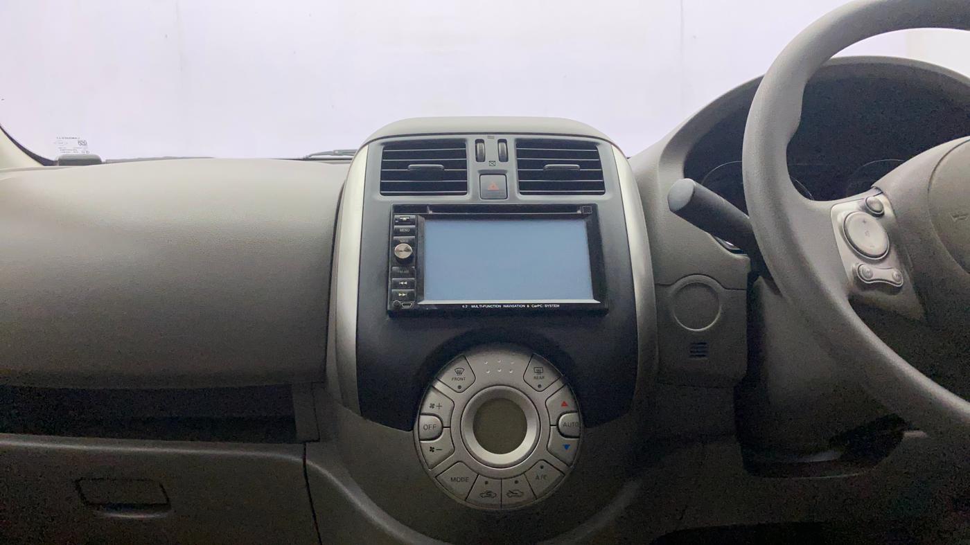 2014 Renault Scala RXL DIESEL, Diesel, Manual, 1,15,480 km, Air Conditioner