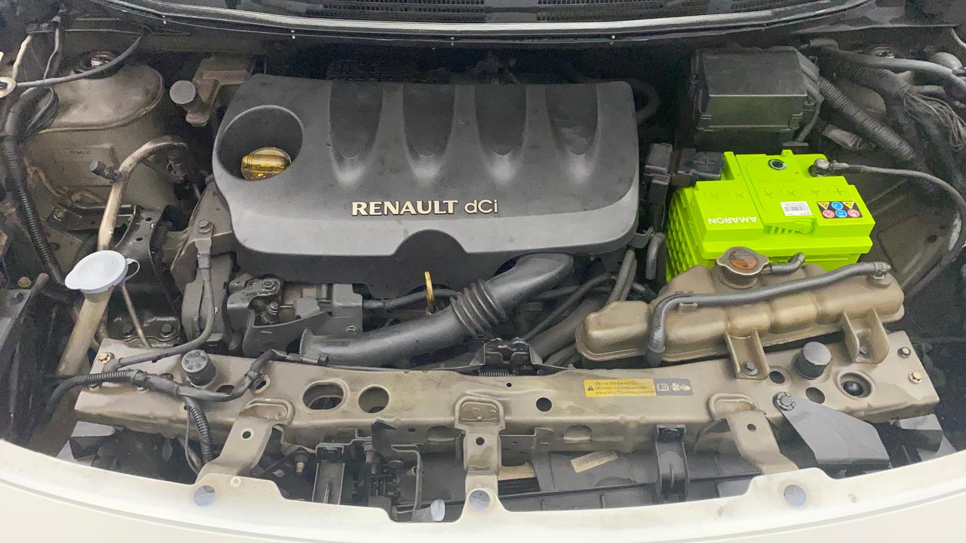 2014 Renault Scala RXL DIESEL, Diesel, Manual, 1,15,480 km, Engine View