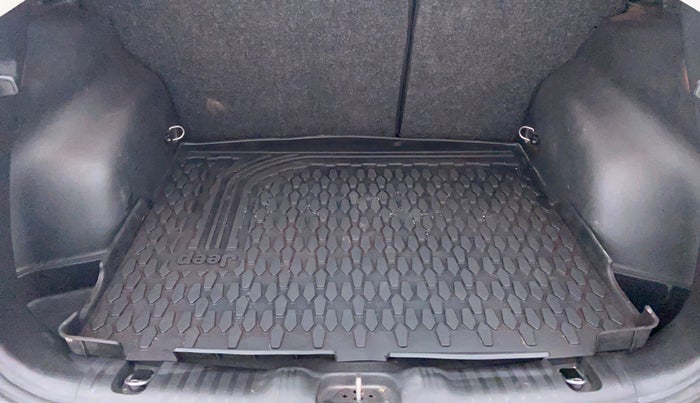 2018 Jeep Compass 2.0 SPORT, Diesel, Manual, 14,466 km, Boot Inside View