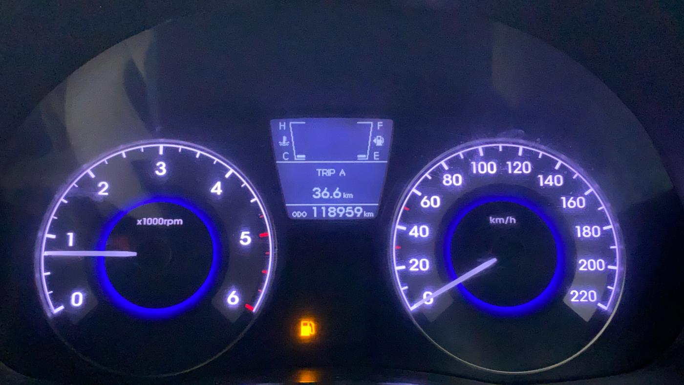 2012 Hyundai Verna FLUIDIC 1.6 CRDI SX, CNG, Manual, 1,19,444 km, Odometer Image