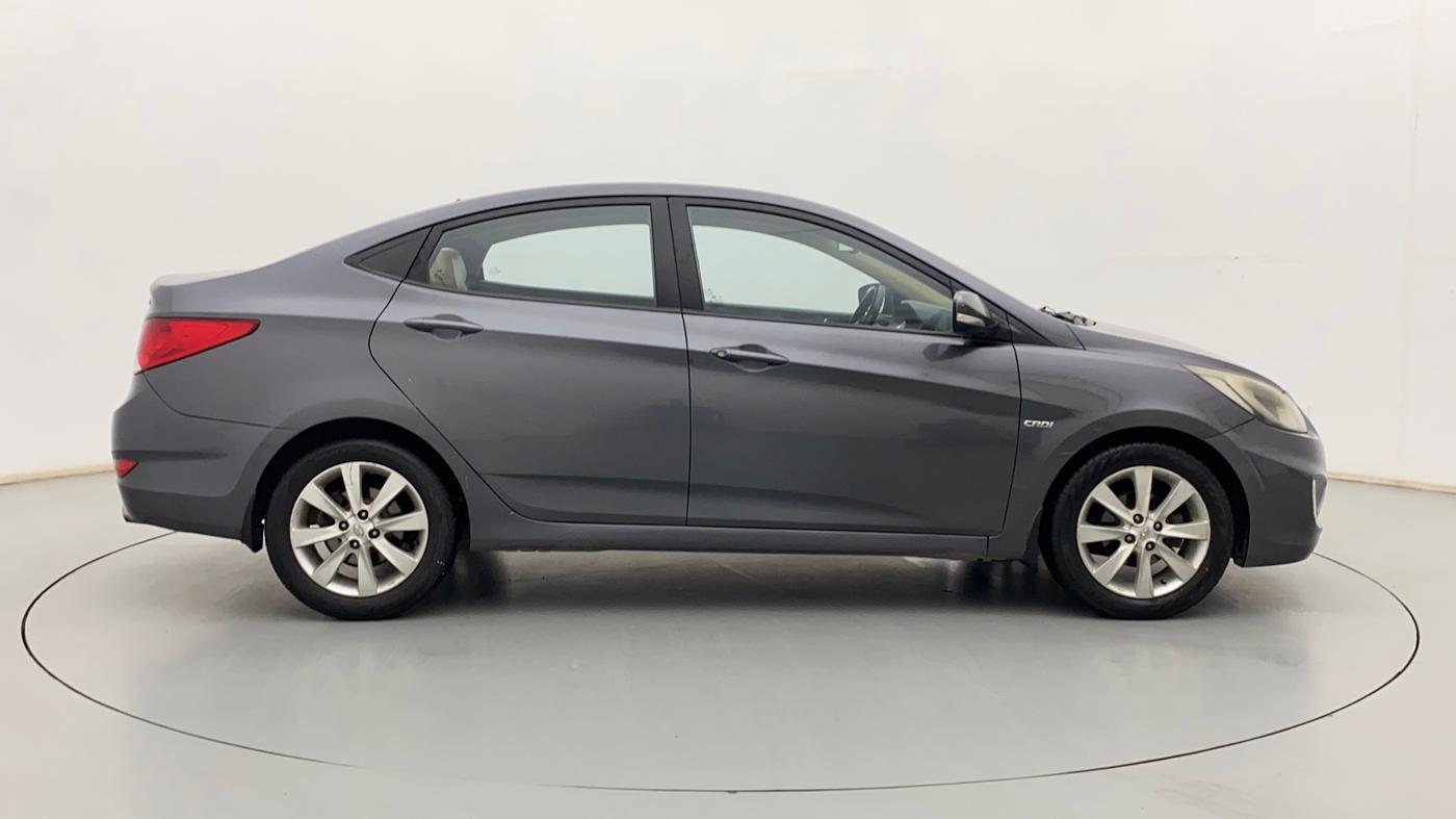 2012 Hyundai Verna FLUIDIC 1.6 CRDI SX, CNG, Manual, 1,19,444 km, Right Side View
