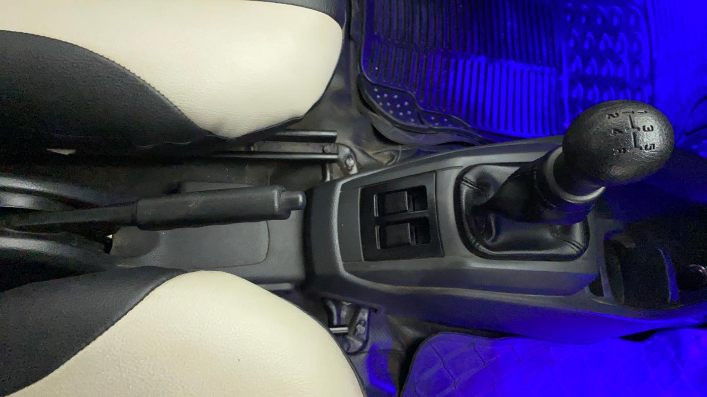 2016 Maruti Alto 800 LXI, Petrol, Manual, 42,496 km, Gear Lever