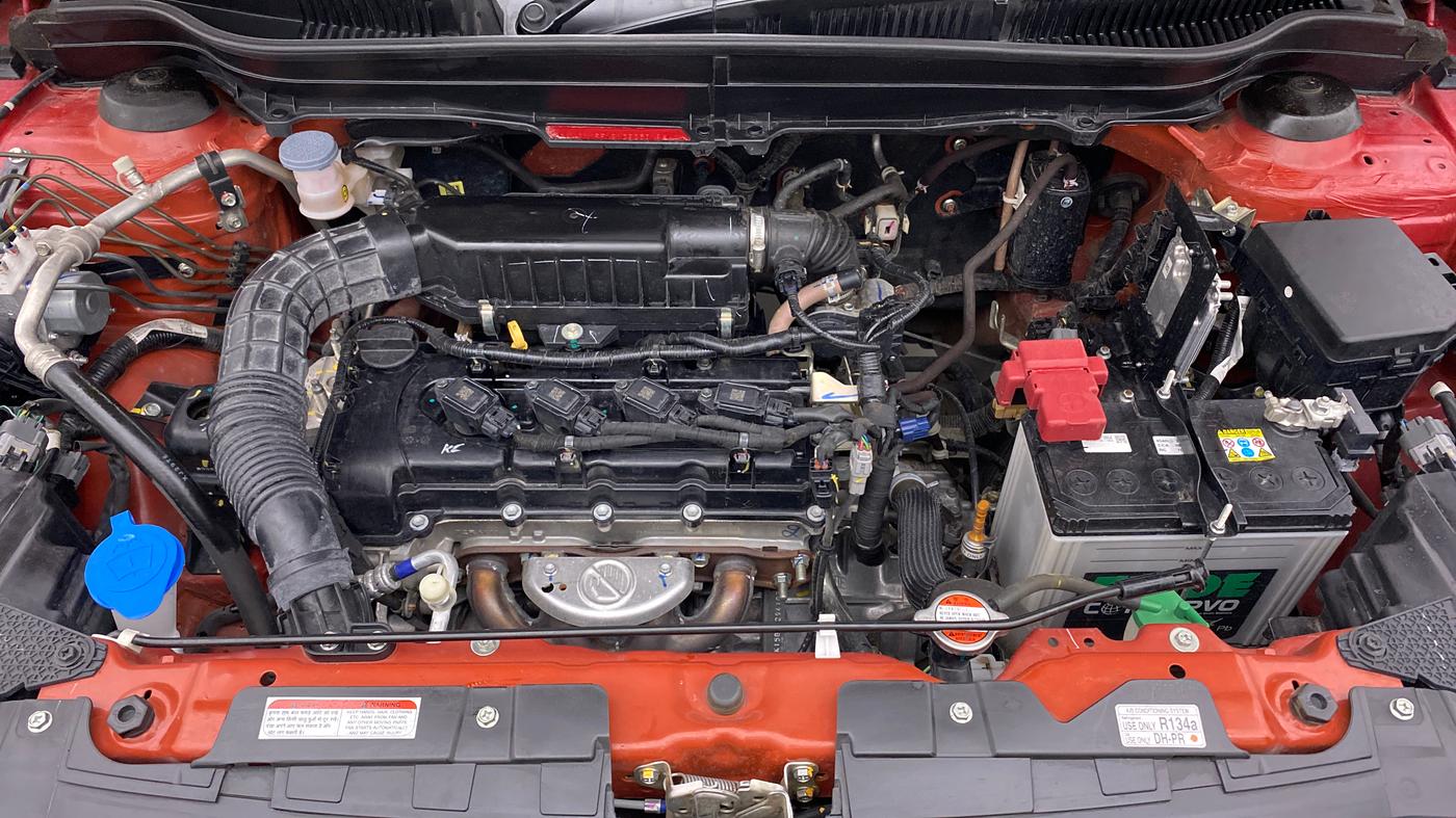 2022 Maruti BREZZA VXI AT SMART HYBRID, Petrol, Automatic, 15,524 km, Open Bonet
