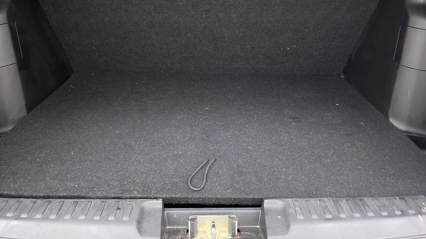2022 Maruti BREZZA VXI AT SMART HYBRID, Petrol, Automatic, 15,524 km, Boot Inside