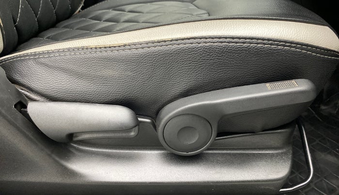 2018 Maruti Celerio X Zxi, Petrol, Manual, 25,120 km, Driver Side Adjustment Panel